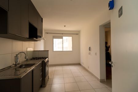 Sala de apartamento para alugar com 2 quartos, 34m² em Vila Ema, São Paulo