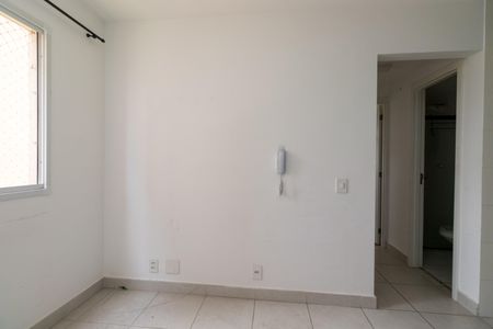 Sala de apartamento para alugar com 2 quartos, 34m² em Vila Ema, São Paulo