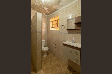 Casa à venda com 200m², 3 quartos e 2 vagasBanheiro