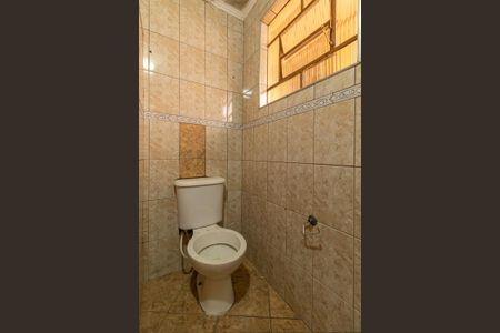 Casa à venda com 200m², 3 quartos e 2 vagasBanheiro