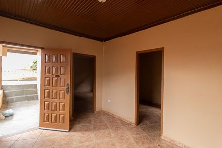 Sala de casa à venda com 3 quartos, 200m² em Vila Taquari, São Paulo