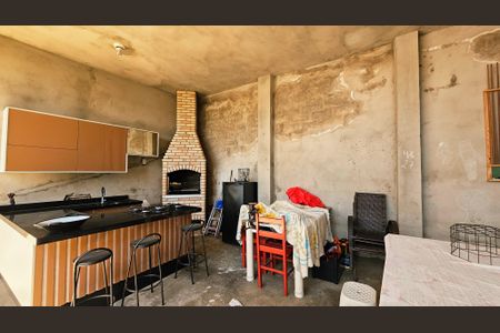 Casa à venda com 232m², 3 quartos e 3 vagas