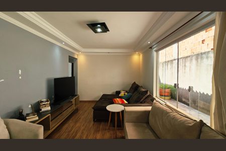 Casa à venda com 232m², 3 quartos e 3 vagas