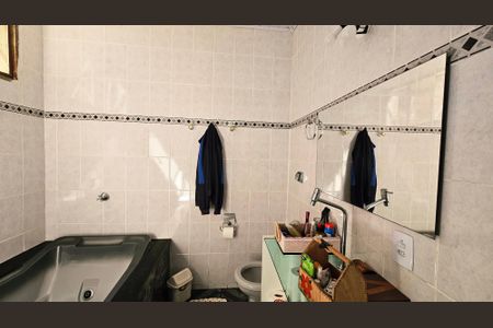 Casa à venda com 232m², 3 quartos e 3 vagas