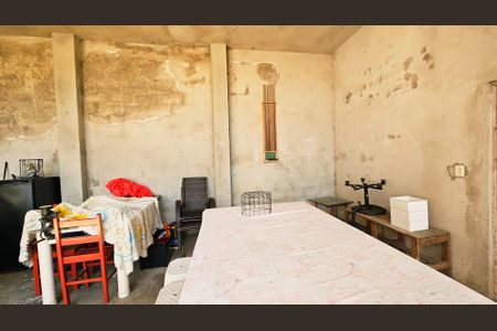 Casa à venda com 232m², 3 quartos e 3 vagas