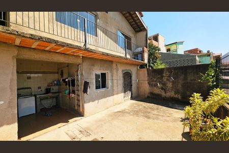 Casa à venda com 232m², 3 quartos e 3 vagas