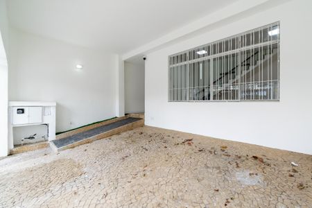 Casa para alugar com 194m², 3 quartos e 2 vagas Casa para alugar com 194m², 3 quartos e 2 vagasGaragem