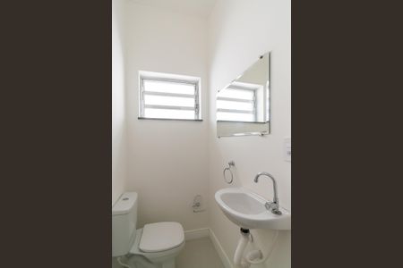 Casa para alugar com 194m², 3 quartos e 2 vagas Casa para alugar com 194m², 3 quartos e 2 vagasLavabo