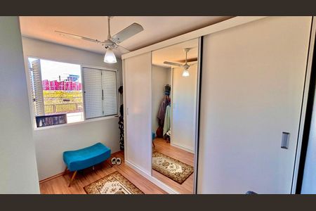 Casa de condomínio à venda com 108m², 3 quartos e 2 vagasQuarto