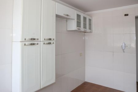 Apartamento para alugar com 70m², 2 quartos e sem vagaCozinha e Área de Serviço