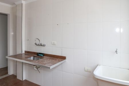 Apartamento para alugar com 70m², 2 quartos e sem vagaCozinha e Área de Serviço