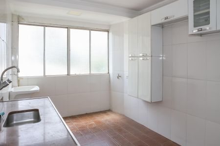 Apartamento para alugar com 70m², 2 quartos e sem vagaCozinha e Área de Serviço