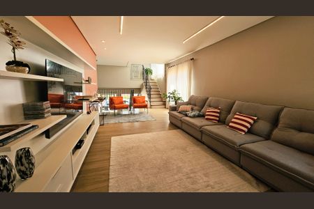 Casa de condomínio para alugar com 313m², 5 quartos e 6 vagas