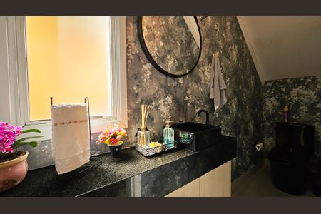 Casa de condomínio para alugar com 313m², 5 quartos e 6 vagas