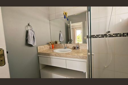 Casa de condomínio para alugar com 313m², 5 quartos e 6 vagas