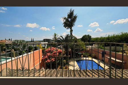 Casa de condomínio para alugar com 313m², 5 quartos e 6 vagas