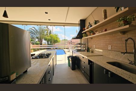 Casa de condomínio para alugar com 313m², 5 quartos e 6 vagas