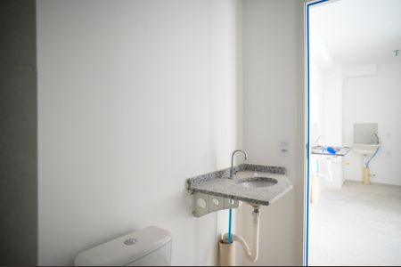 Apartamento para alugar com 33m², 2 quartos e sem vagaBanheiro