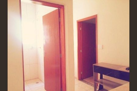 Casa à venda com 4 quartos, 300m² em Vila Gustavo, São Paulo