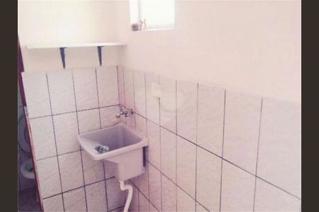 Casa à venda com 4 quartos, 300m² em Vila Gustavo, São Paulo