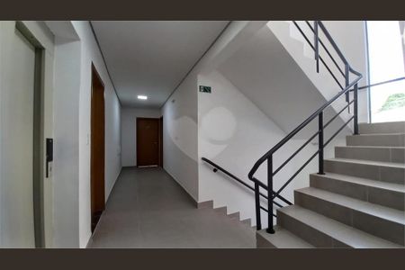 Casa à venda com 32m², 1 quarto e 1 vaga