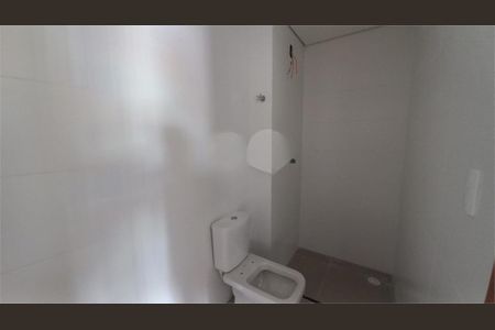 Casa à venda com 32m², 1 quarto e 1 vaga