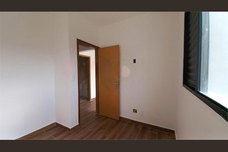 Casa à venda com 32m², 1 quarto e 1 vaga
