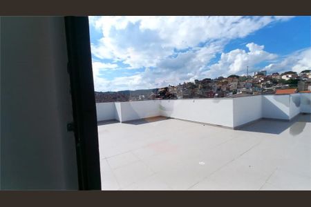 Casa à venda com 32m², 1 quarto e 1 vaga