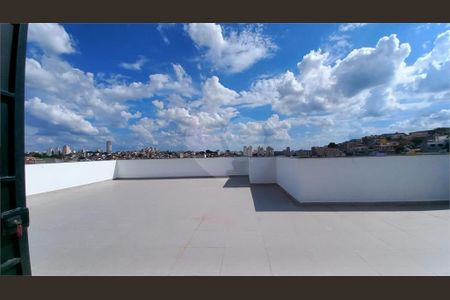 Casa à venda com 32m², 1 quarto e 1 vaga