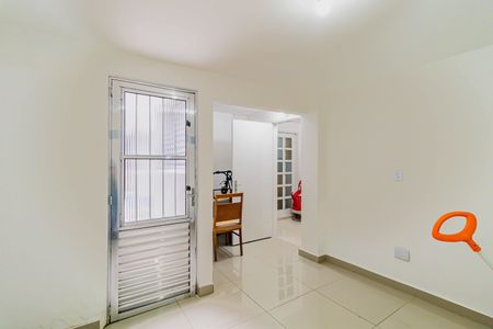 Casa à venda com 3 quartos, 300m² em Jaguaré, São Paulo