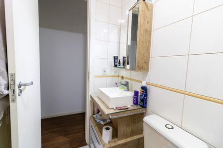 Casa de condomínio à venda com 67m², 3 quartos e 1 vaga Casa de condomínio à venda com 67m², 3 quartos e 1 vagaBanheiro