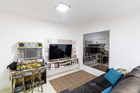 Casa de condomínio à venda com 67m², 3 quartos e 1 vaga