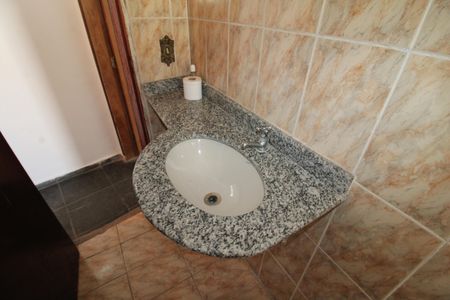 Casa para alugar com 127m², 4 quartos e 3 vagasBanheiro 3