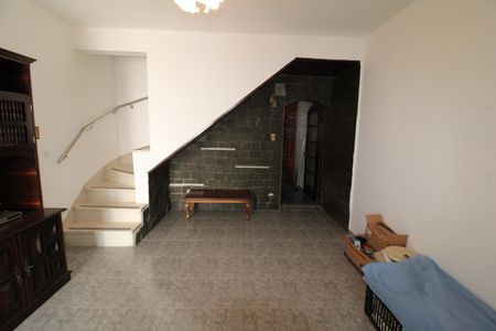 Casa para alugar com 127m², 4 quartos e 3 vagasSala