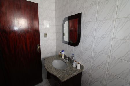 Casa para alugar com 127m², 4 quartos e 3 vagasBanheiro