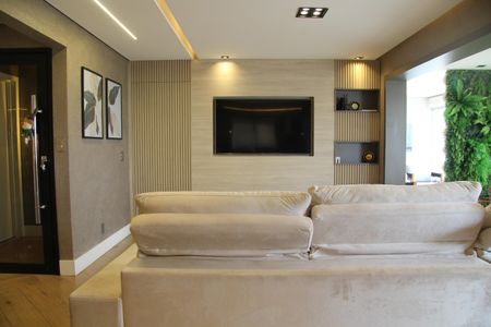 Apartamento à venda com 134m², 4 quartos e 2 vagasSala com varanda gourmet integrada 