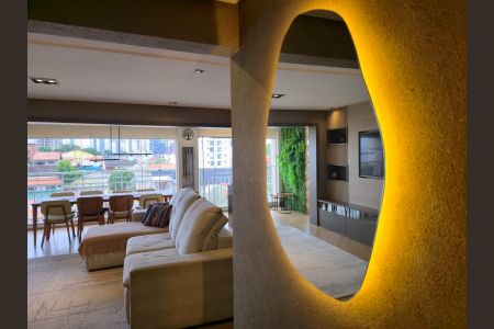 Apartamento à venda com 134m², 4 quartos e 2 vagasEntrada