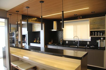 Apartamento à venda com 134m², 4 quartos e 2 vagasCozinha 