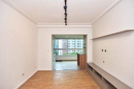 Sala de apartamento para alugar com 3 quartos, 90m² em Vila Suzana, São Paulo
