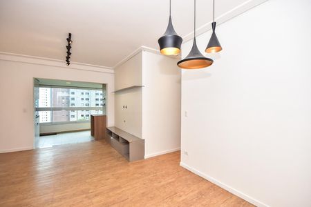 Sala de apartamento para alugar com 3 quartos, 90m² em Vila Suzana, São Paulo