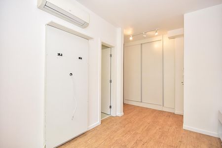 Apartamento à venda com 90m², 3 quartos e 2 vagasSuíte