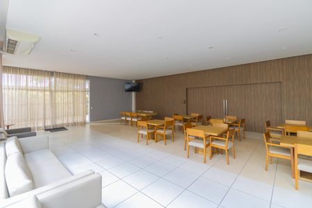 Apartamento à venda com 220m², 3 quartos e 3 vagasÁrea comum - Salão de festas