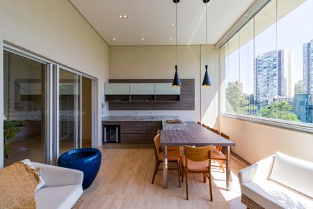 Apartamento à venda com 220m², 3 quartos e 3 vagasEspaço Gourmet