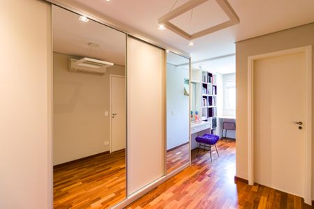 Apartamento à venda com 220m², 3 quartos e 3 vagasSuite 1