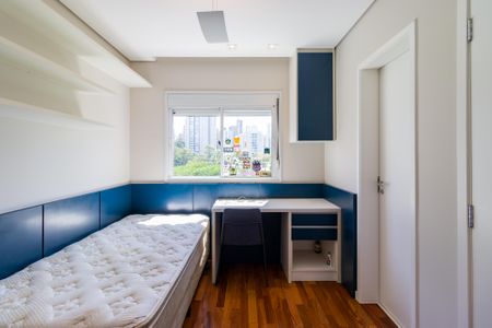 Apartamento à venda com 220m², 3 quartos e 3 vagasSuíte 2