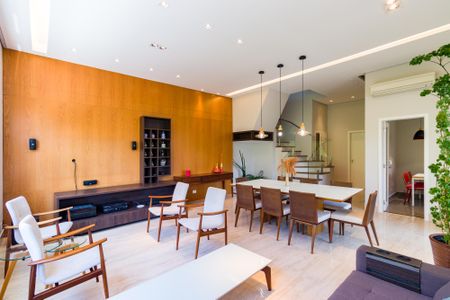 Apartamento à venda com 220m², 3 quartos e 3 vagasSala