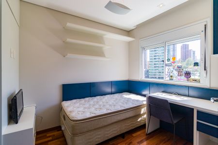 Apartamento à venda com 220m², 3 quartos e 3 vagasSuíte 2