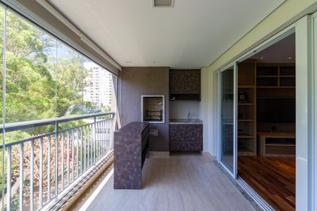 Apartamento à venda com 220m², 3 quartos e 3 vagasVaranda gourmet