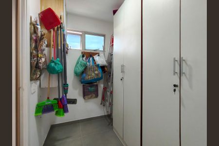 Apartamento para alugar com 115m², 3 quartos e 2 vagas Apartamento para alugar com 115m², 3 quartos e 2 vagasQuarto de Serviço