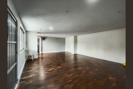 Apartamento para alugar com 115m², 3 quartos e 2 vagas Apartamento para alugar com 115m², 3 quartos e 2 vagasÁrea comum - Salão de festas